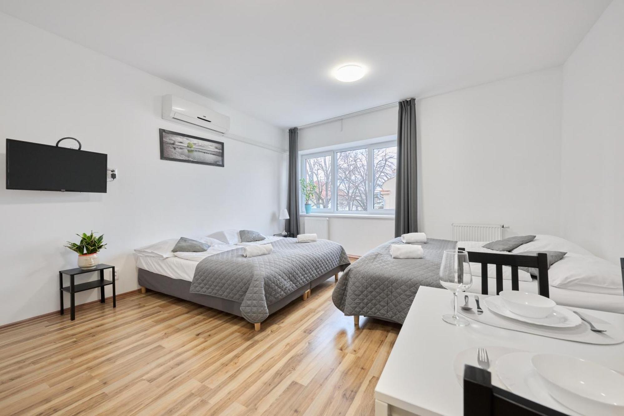 Mira Apartments - Prague — Fotky 1